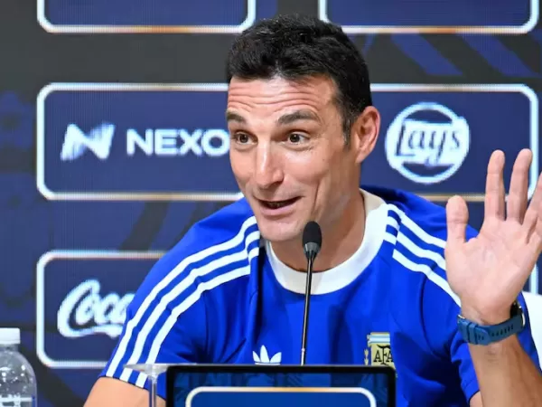 Lionel Scaloni confirm&oacute; que Lionel Messi jugar&aacute; los dos amistosos y habl&oacute; de la cancelaci&oacute;n de la Finalissima