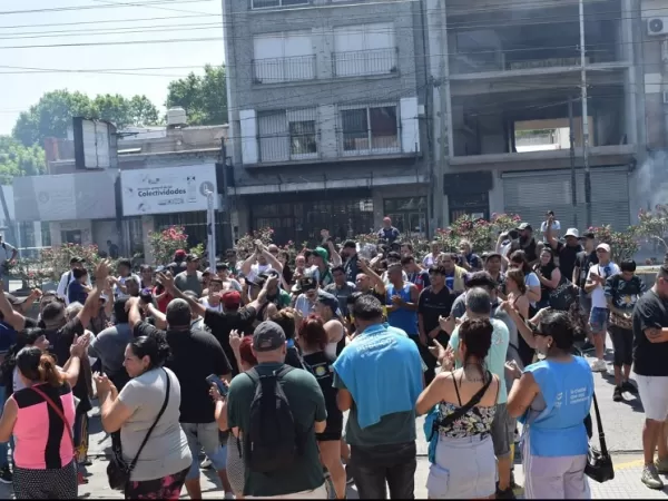 Juli&aacute;n &Aacute;lvarez ech&oacute; a 80 trabajadores y hay pol&eacute;mica