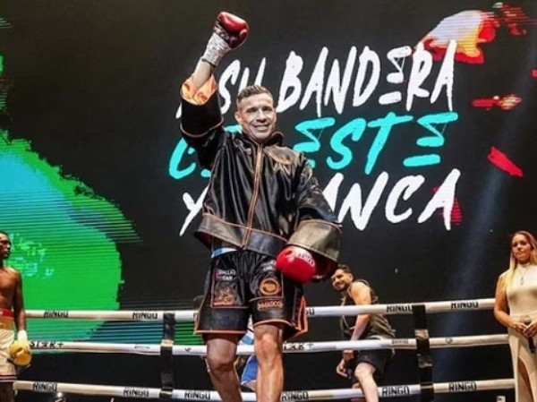 "Maravilla" Martínez ganó por nocaut en su vuelta al ring