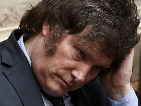 Una encuesta marca una nueva ca&iacute;da en la imagen de Javier Milei