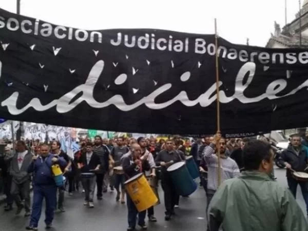 La AJB convoc&oacute; a una jornada de protesta contra la Suprema Corte de Justicia
