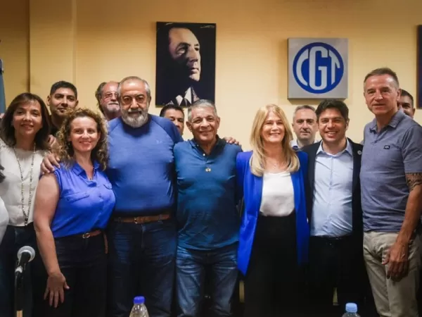 Kicillof fue recibido por la CGT para sumar apoyos contra la reforma laboral