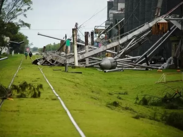 Al menos un muerto en el tr&aacute;gico temporal en Santa Fe