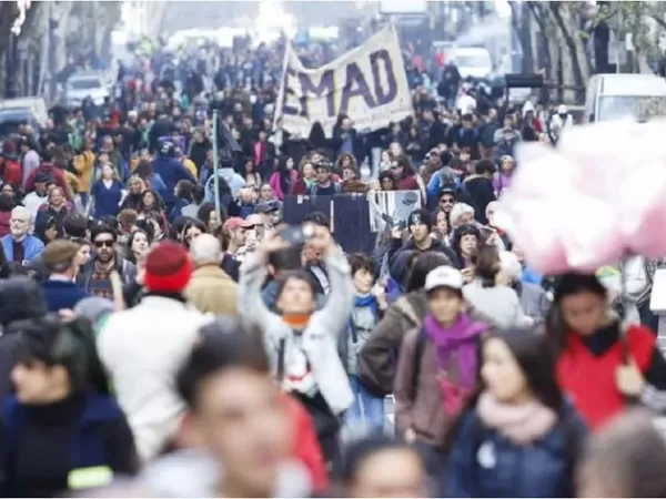Sindicatos y organizaciones sociales se unen en una movilizaci&oacute;n con reclamos al Gobierno