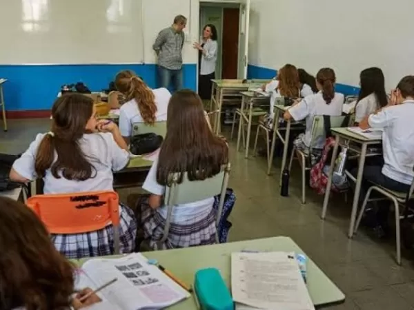 Nuevo aumento de cuotas para los colegios privados