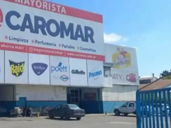 Cadena de supermercados mayoristas entr&oacute; en concurso preventivo en medio de despidos y cierres de sucursales