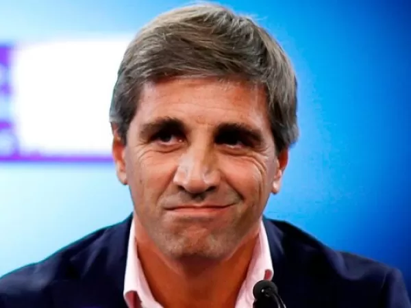 Diputados llevan a Caputo a la Justicia por el esc&aacute;ndalo del INDEC