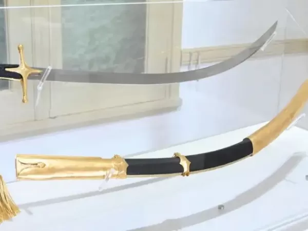 Renunci&oacute; la directora del Museo Hist&oacute;rico Nacional tras el decreto de Milei sobre el sable corvo de San Mart&iacute;n