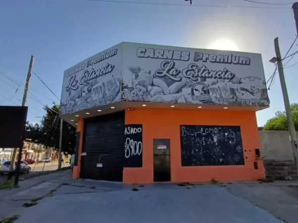 Clausuraron carnicer&iacute;a que serv&iacute;a de fachada para desarmadero clandestino