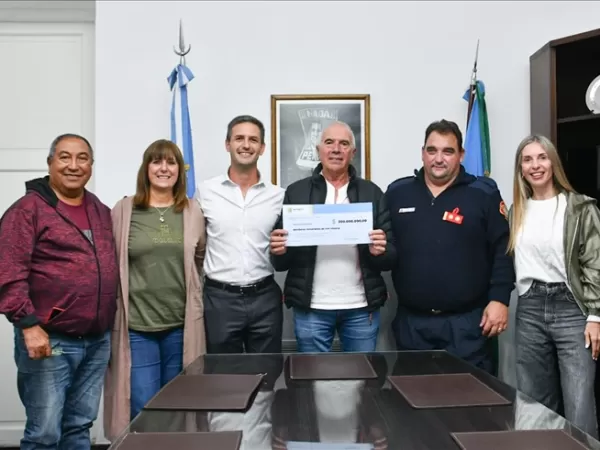 Los Bomberos Voluntarios recibieron un aporte hist&oacute;rico para proyectar nuevas obras