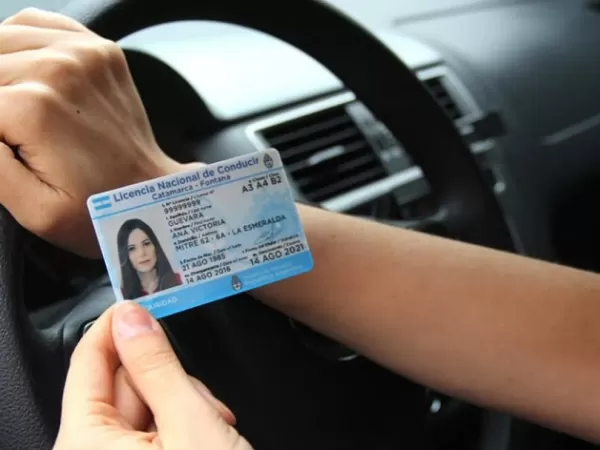 Buscan crear un sistema de alertas para evitar multas por licencias de conducir vencidas