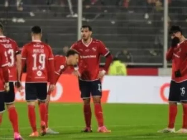 Independiente perdi&oacute; 4-0, qued&oacute; afuera de la Copa Argentina y Quinteros est&aacute; en la cuerda floja