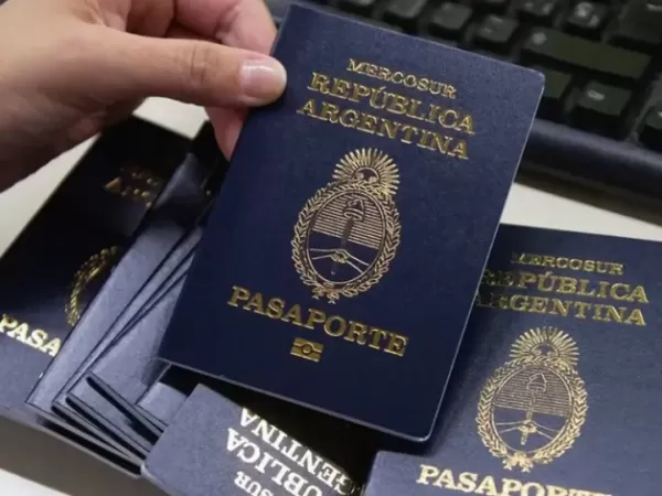 El Gobierno aument&oacute; los precios para tramitar el DNI y el pasaporte