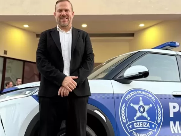 El Municipio lanza la primera Polic&iacute;a Municipal con aval universitario