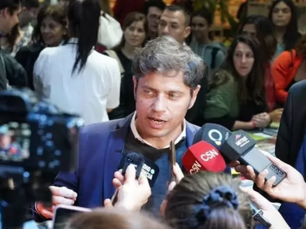 Kicillof cruz&oacute; a Milei por su frase sobre la gente que no llega a fin de mes: &ldquo;Es la realidad que se vive&rdquo;