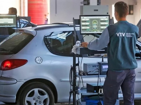 Kicillof suspendió hasta fines de julio el aumento en la tarifa de la VTV