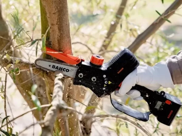 Una marca de motosierras y herramientas cierra su planta