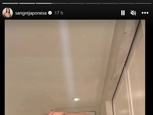 China Suárez se mostró bailando en el baño con una microbikini amarilla