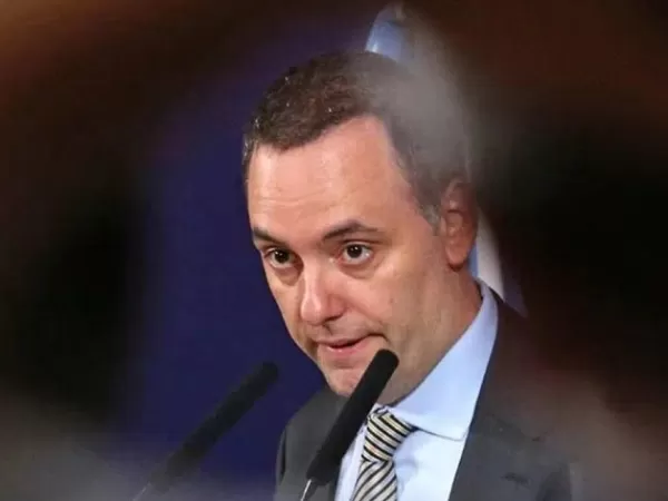 La Justicia investiga otro posible viaje de Manuel Adorni al exterior y crece el esc&aacute;ndalo