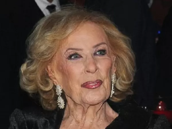 Mirtha Legrand fue dada de alta tras pasar una semana internada por un problema respiratorio