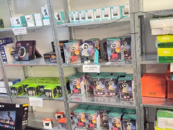 Desarticulan una red que vend&iacute;a mercader&iacute;a de contrabando por redes sociales