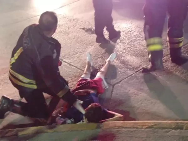 Un joven fue atropellado y el conductor se fug&oacute;