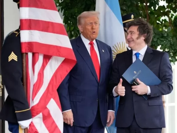 Donald Trump condicionó la ayuda a Javier Milei y los mercados argentinos se desplomaron