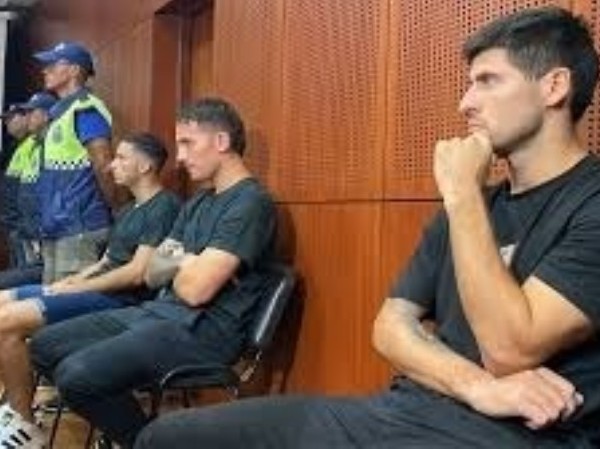 Rechazaron el pedido de libertad presentado por los tres exjugadores de Vélez acusados de abuso sexual