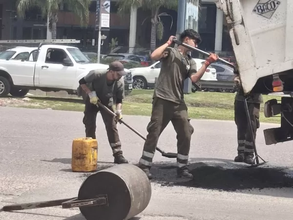 Nuevos trabajos de bacheo sobre la ruta 58, en Canning