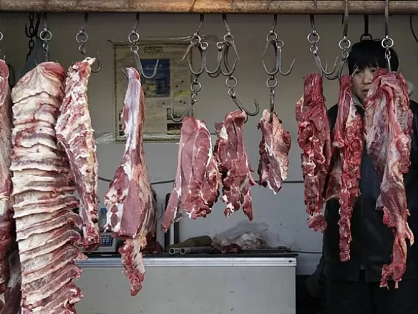 China fij&oacute; cupos y castig&oacute; con un arancel del 55% a las importaciones excedentes de carne argentina