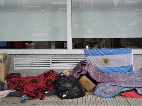 La oposici&oacute;n pide proteger a las personas en situaci&oacute;n de calle por la llegada del fr&iacute;o polar