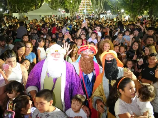 Los chicos disfrutaron de los Reyes Magos
