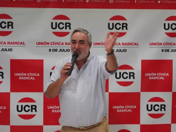 Fern&aacute;ndez calific&oacute; de &ldquo;nula&rdquo; la sesi&oacute;n autoconvocada para adelantar las elecciones internas en la UCR bonaerense