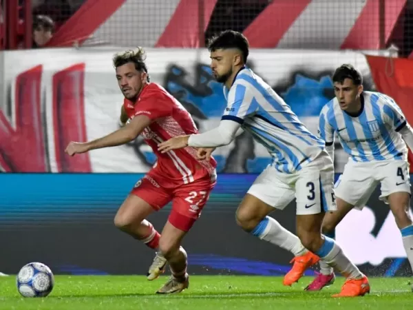 Argentinos le gan&oacute; a Racing 2 a 1 por la fase de grupos de la Liga Profesional