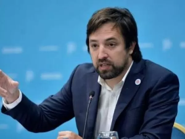 Kreplak cuestion&oacute; la desregulaci&oacute;n en la venta de medicamentos