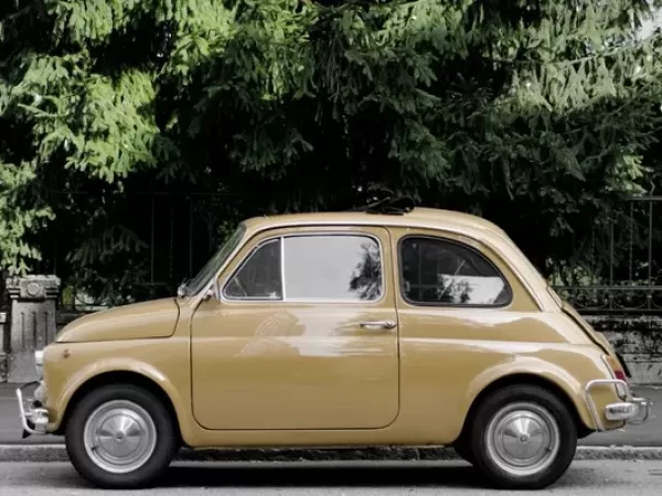 El Gobierno digitaliza legajos y cambia un tr&aacute;mite clave para veh&iacute;culos antiguos