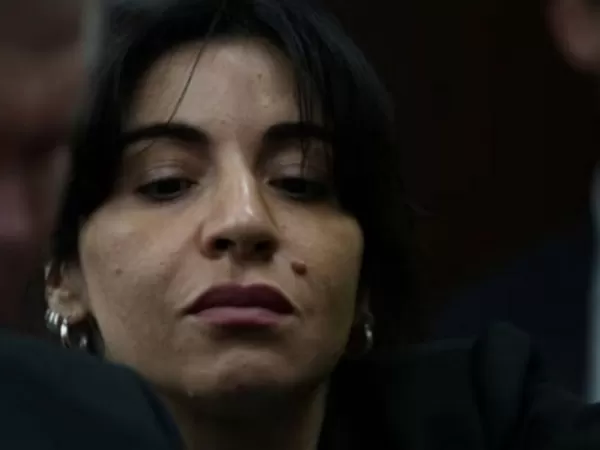 Mostraron el impactante video de la autopsia de Diego y Gianinna pidi&oacute; retirarse