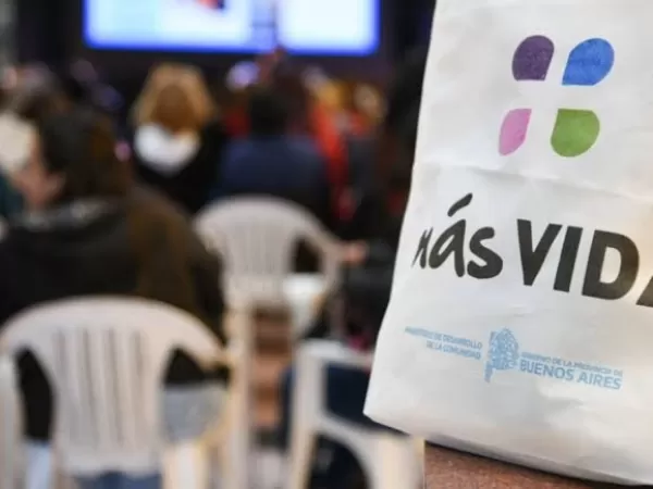 Kicillof reformul&oacute; el programa alimentario M&aacute;s Vida y ampli&oacute; la asistencia