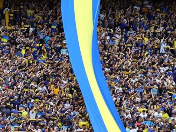 Boca festeja el Día del Hincha en la Bombonera mientras espera la definición del futuro de Úbeda