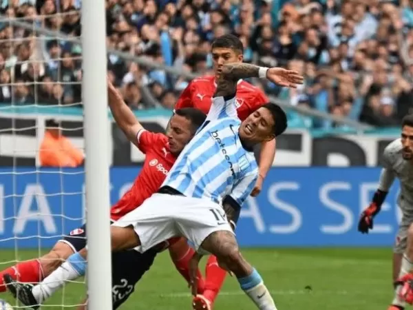 Racing e Independiente empataron en un cl&aacute;sico muy entretenido