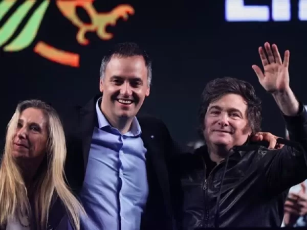 El Gobierno ensay&oacute; una tregua, se aline&oacute; detr&aacute;s de Adorni y busca dejar atr&aacute;s la pol&eacute;mica