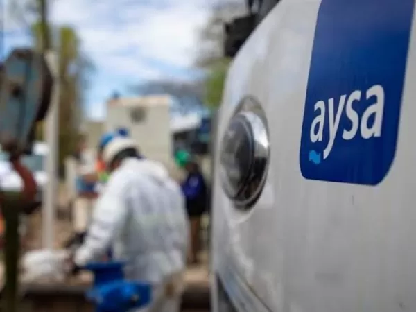 Un grupo ofreci&oacute; US$340 millones y qued&oacute; a un paso de controlar el 90% de las acciones de Aysa
