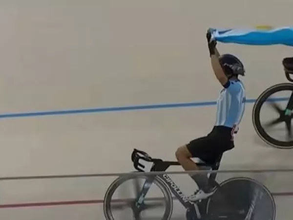Argentina gan&oacute; el oro en la prueba Madison de ciclismo de pista