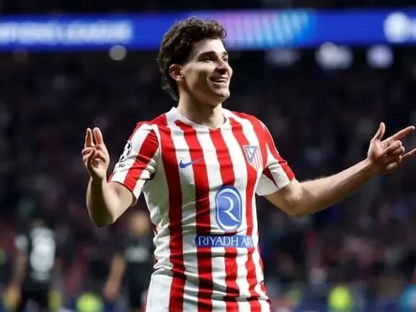 Real Madrid hizo una impactante oferta por Juli&aacute;n &Aacute;lvarez