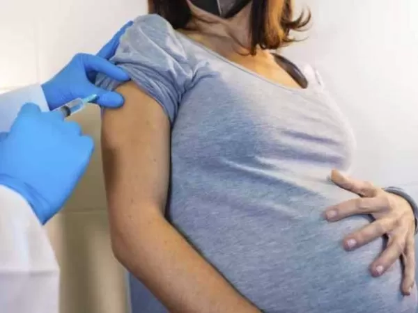 La Provincia lanz&oacute; la campa&ntilde;a de vacunaci&oacute;n contra la bronquiolitis y llam&oacute; a reforzar la cobertura en embarazadas