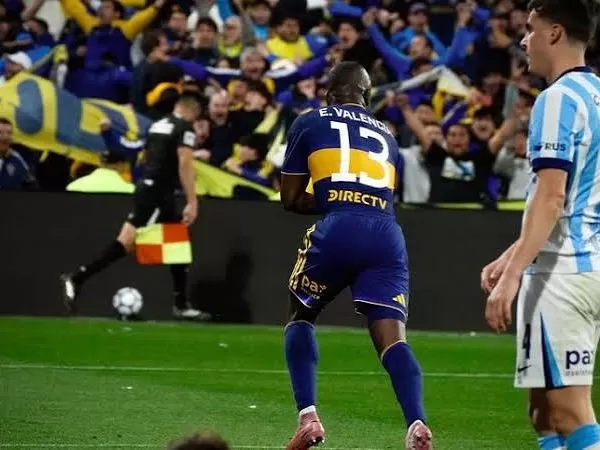 Boca le gan&oacute; a Racing con tres goles de Enner Valencia y jugar&aacute; las semifinales de la Copa Argentina