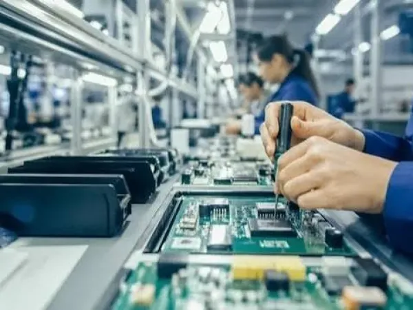 La industria electr&oacute;nica profundiza su ca&iacute;da