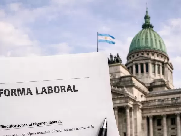 El Gobierno promulg&oacute; la reforma laboral