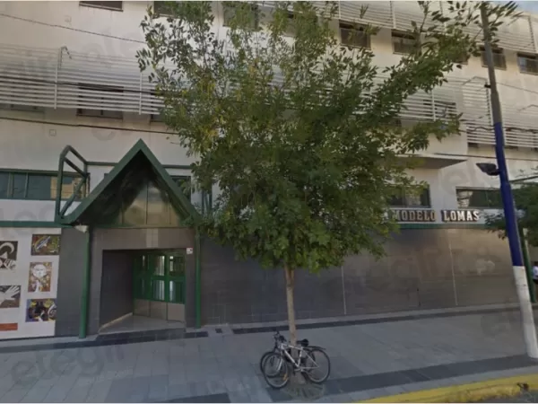 Denuncian que alumnos usaron IA para generar im&aacute;genes de compa&ntilde;eras desnudas y venderlas en sitios para adultos