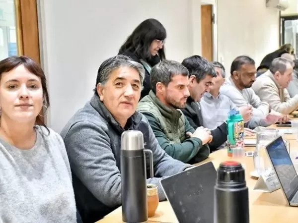 Estatales bonaerenses exigen reapertura de paritarias